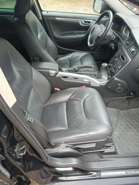 Volvo XC70 D5 AWD SUMMUM II lift stan bardzo dobry