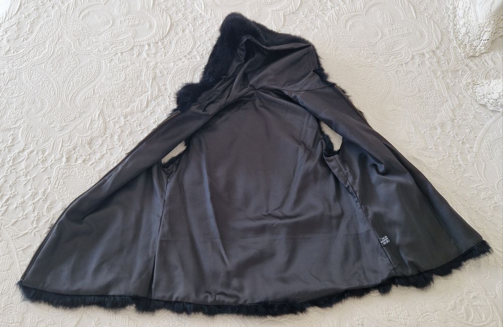 Colete de pelo sintético, preto, tamanho S