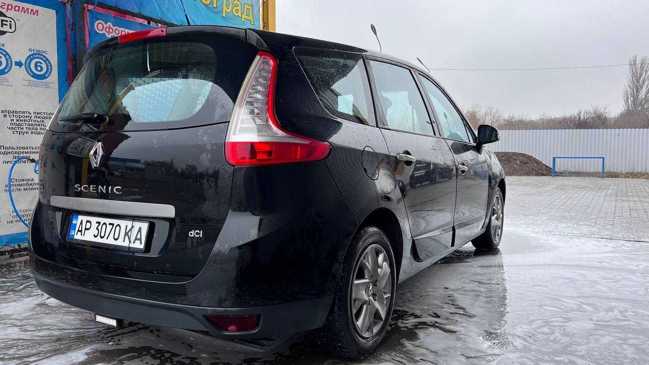 Автомобиль Renault Grand Scenic III поколения, НЕ КРАШЕННЫЙ