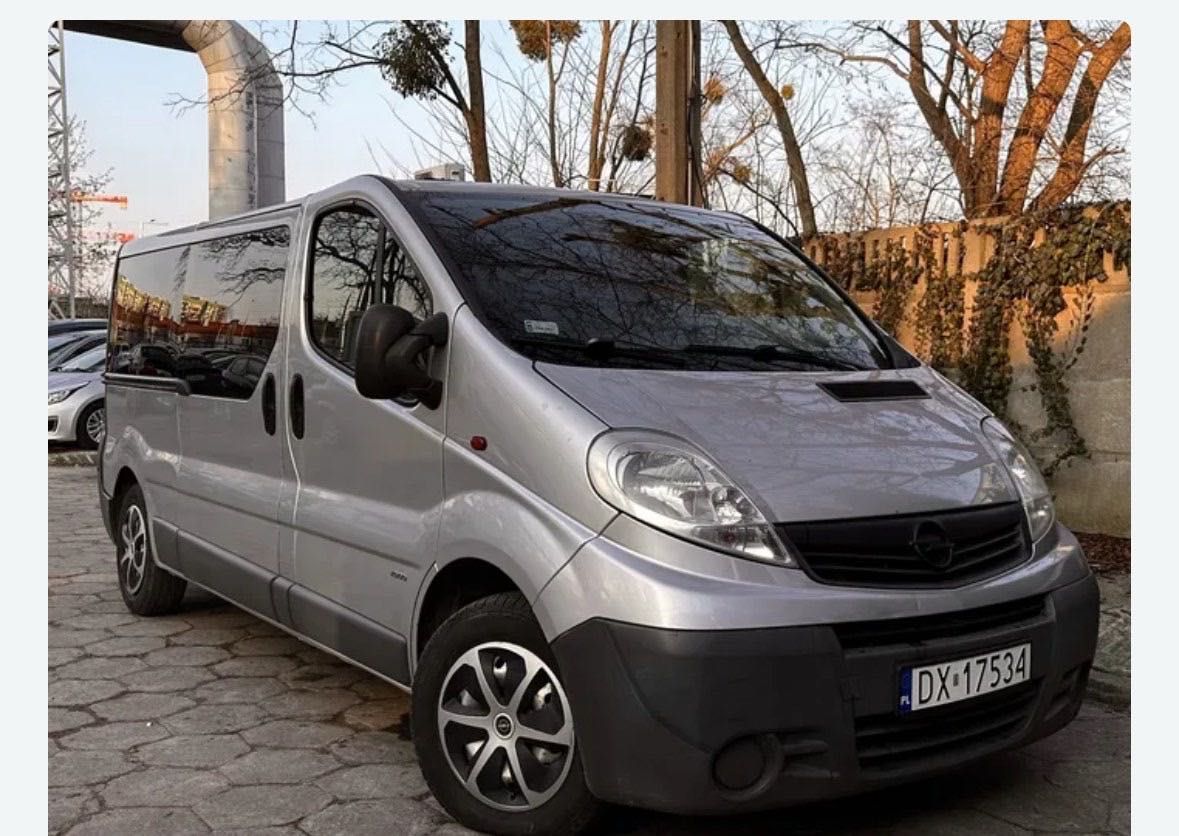 Sprzedam samochód Opel Vivaro Long