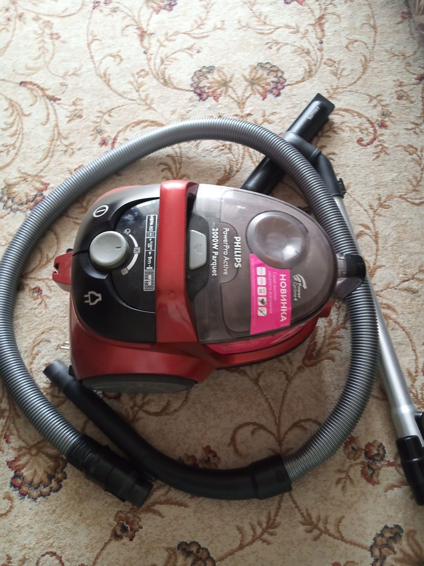Пилосос PHIILIPS power Ciclone 4