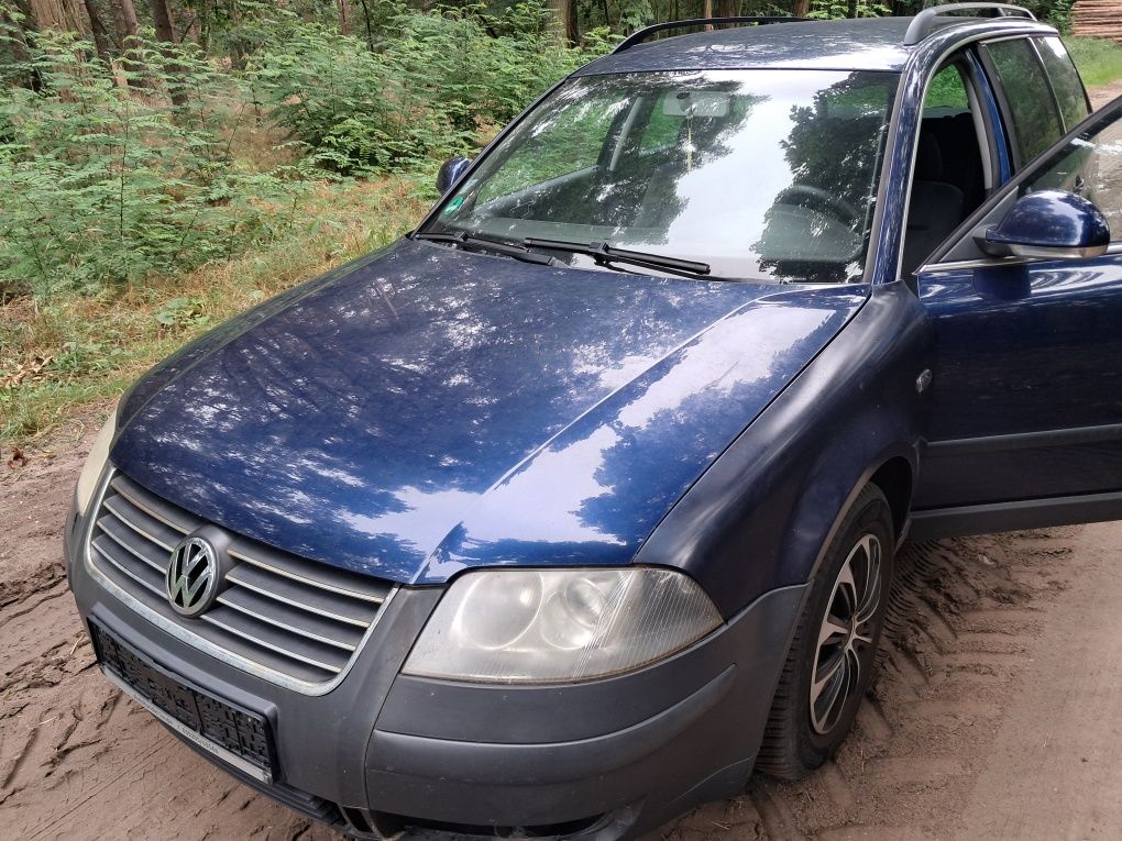 VW Passat B5 1.6 2004r sprowadzony