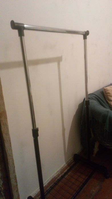 Стойка вешалка для одежды и обуви