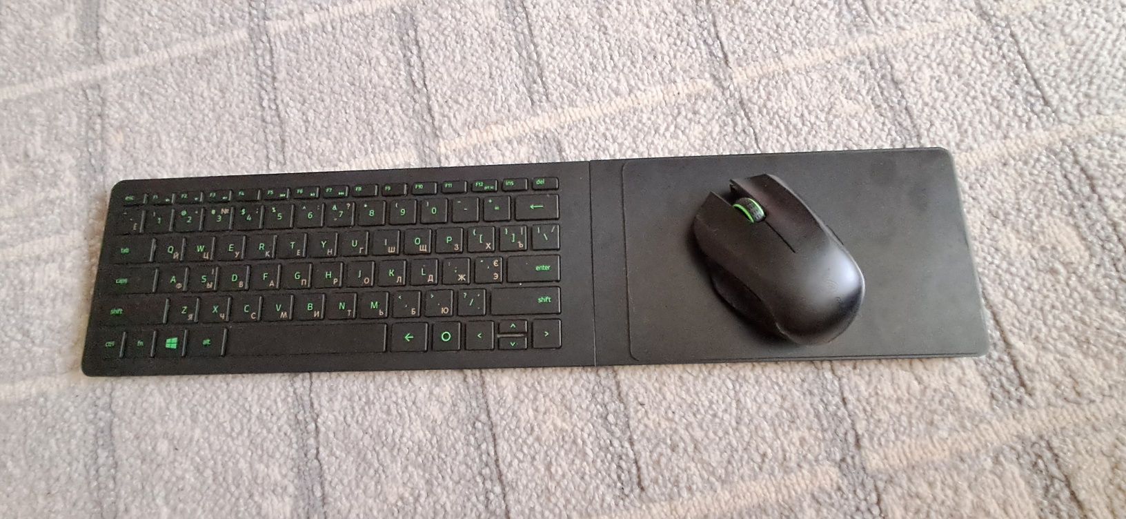 Характеристики Клавіатура бездротова Razer Turret (RZ84-01330100-B3G1)