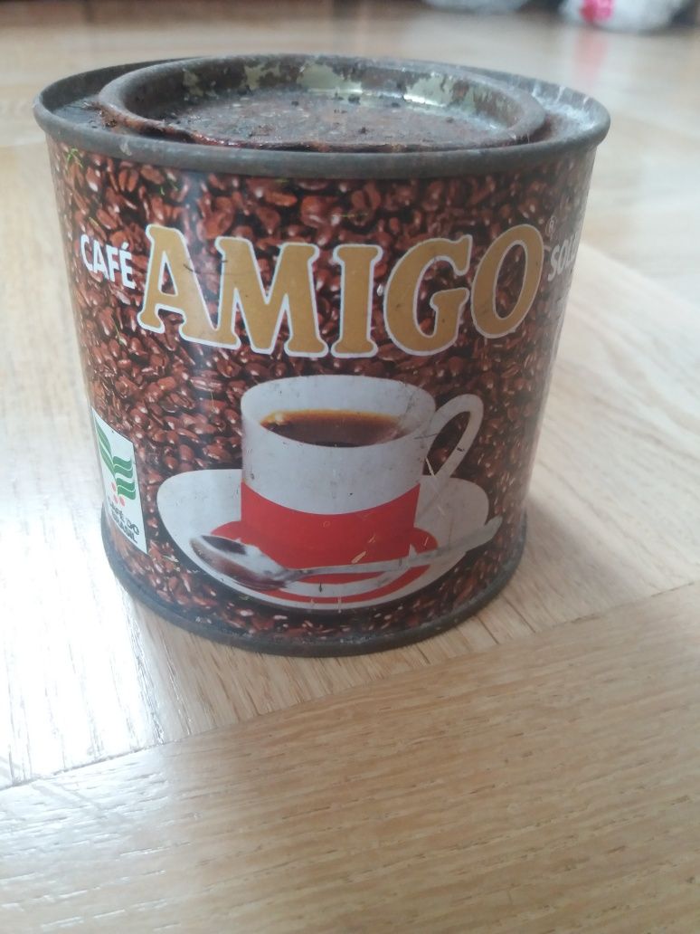 Stare puszki po kawie café AMIGO soluvel.