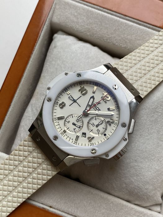 Годинник, кераміка, сапфірове скло