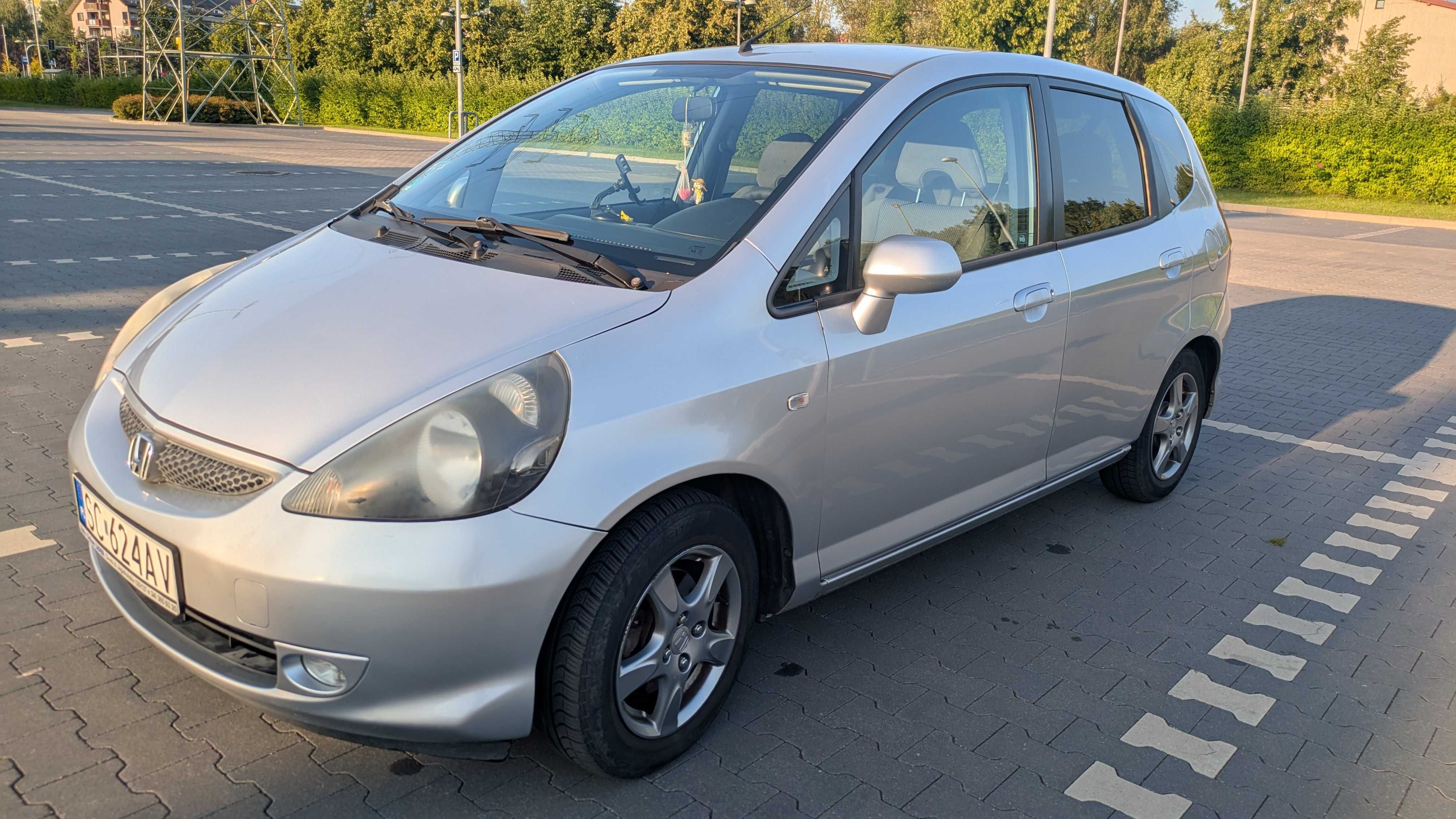 Honda Jazz II 1.2 i-DSI • 2007 • 154 308 km • Srebrny