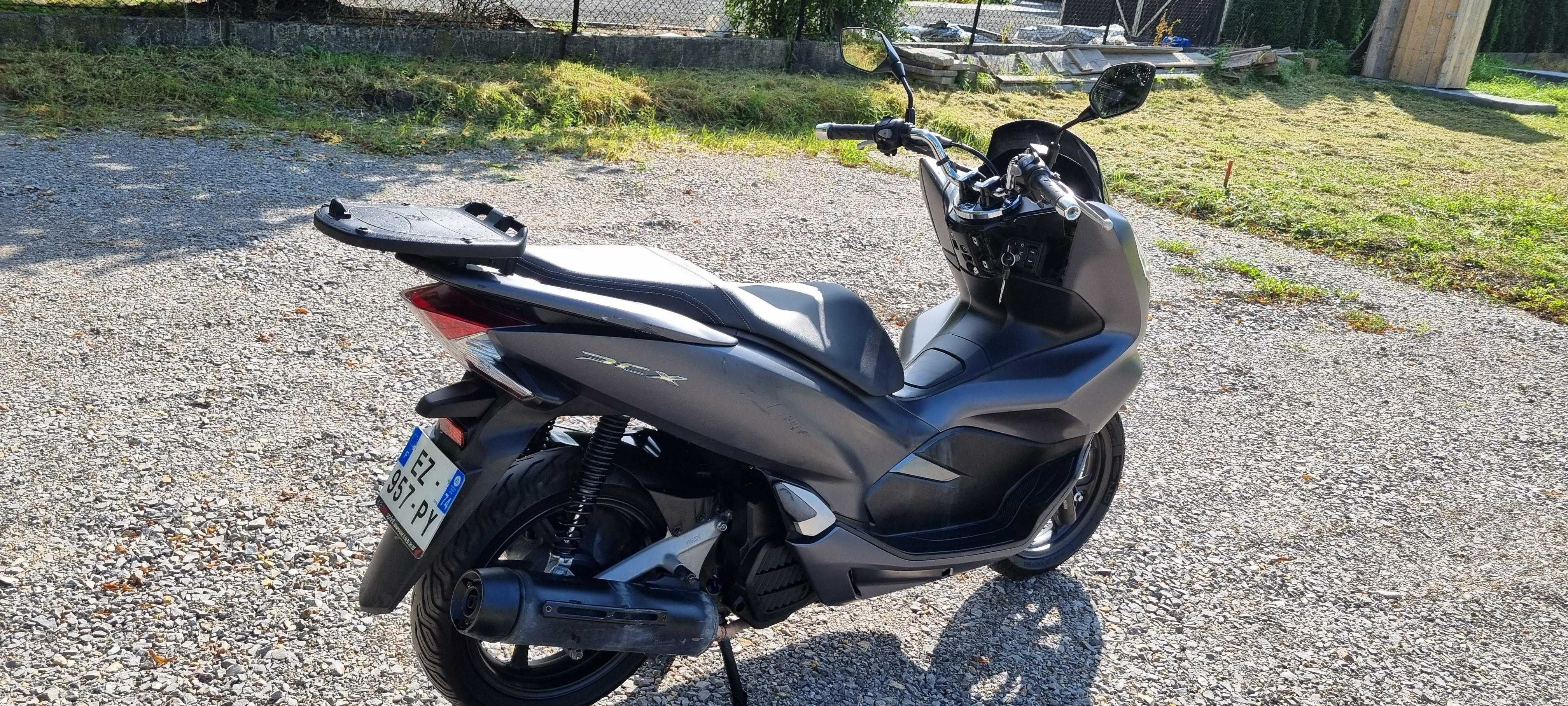 Honda PCX okazja 2018r 16tys km KS.SERWISOWA