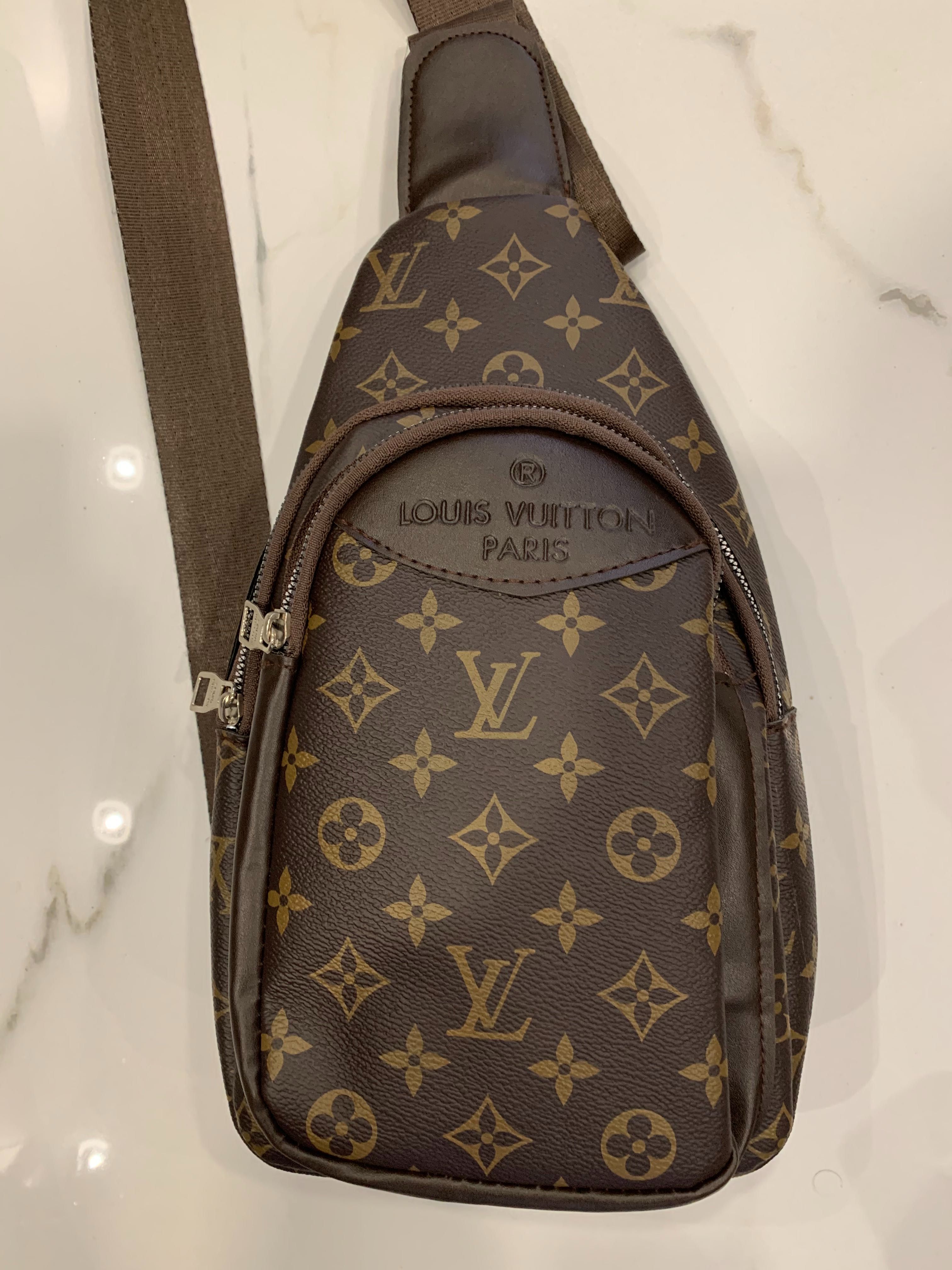 Saszetka , torba , torebka na ramię Louis Vuitton , LV