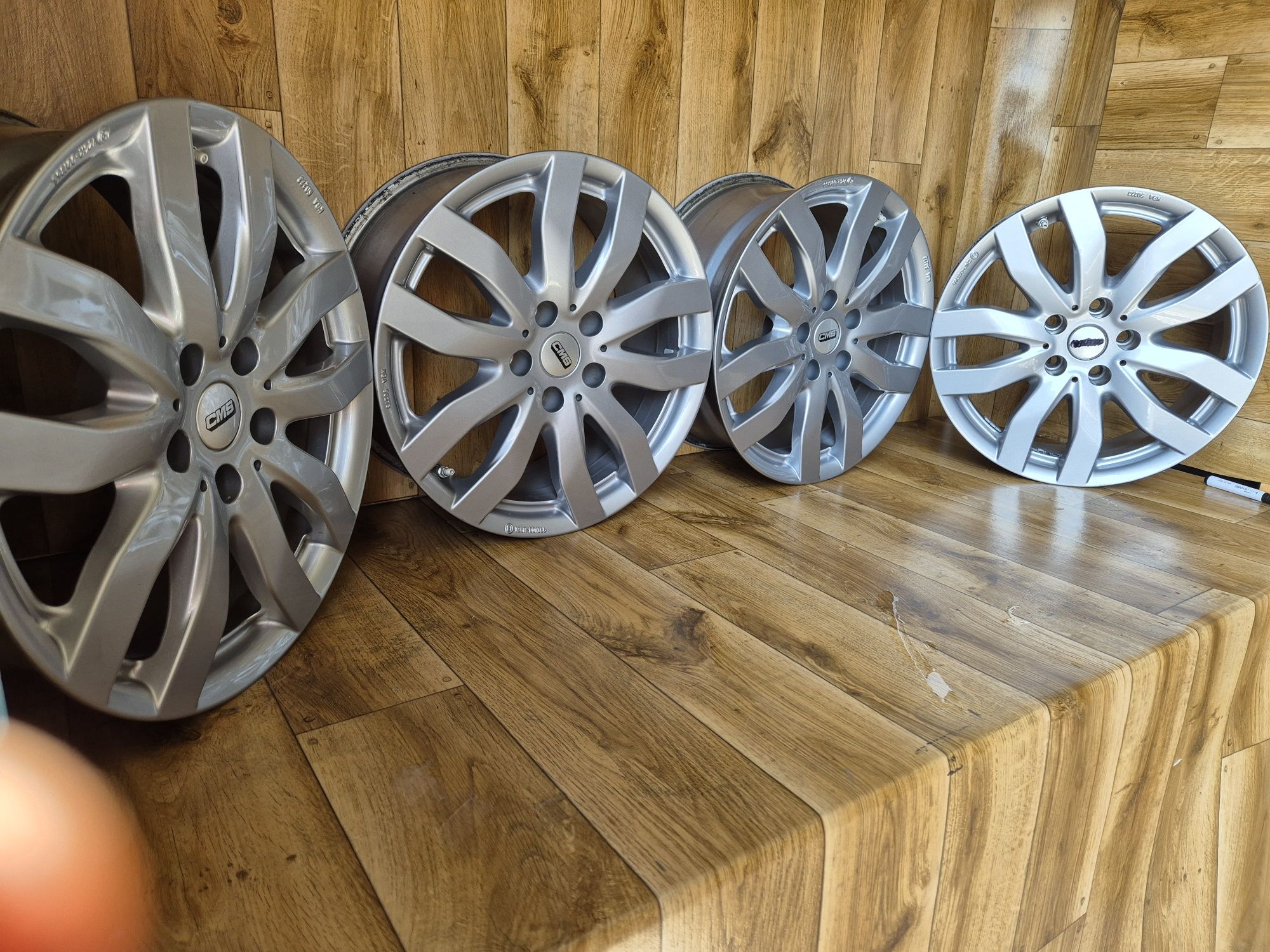Alufelgi CMS 17 cali 5x112 et30 7.5j stan bdb Audi VW Seat skoda merce