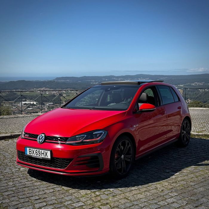 VW Golf 2.0 TSI GTI DSG Performance