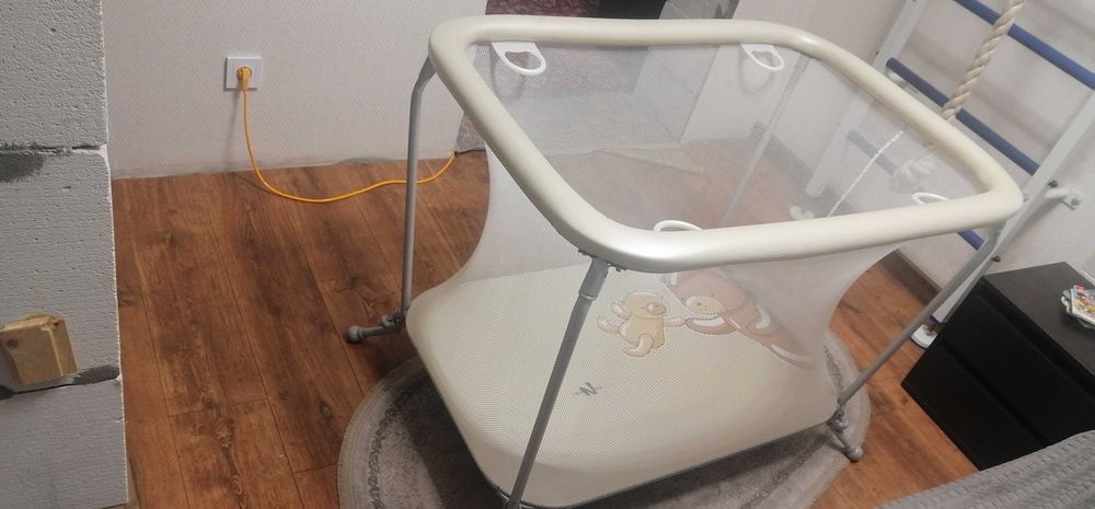 манеж neo в ідеальному стані