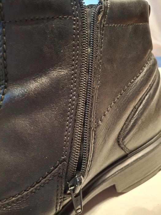 Ecco buty trzewiki 44 za połowę ceny wkładka 29