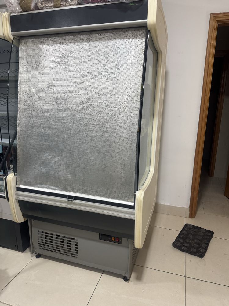 Vitrine Frigorífica para Mini Mercado