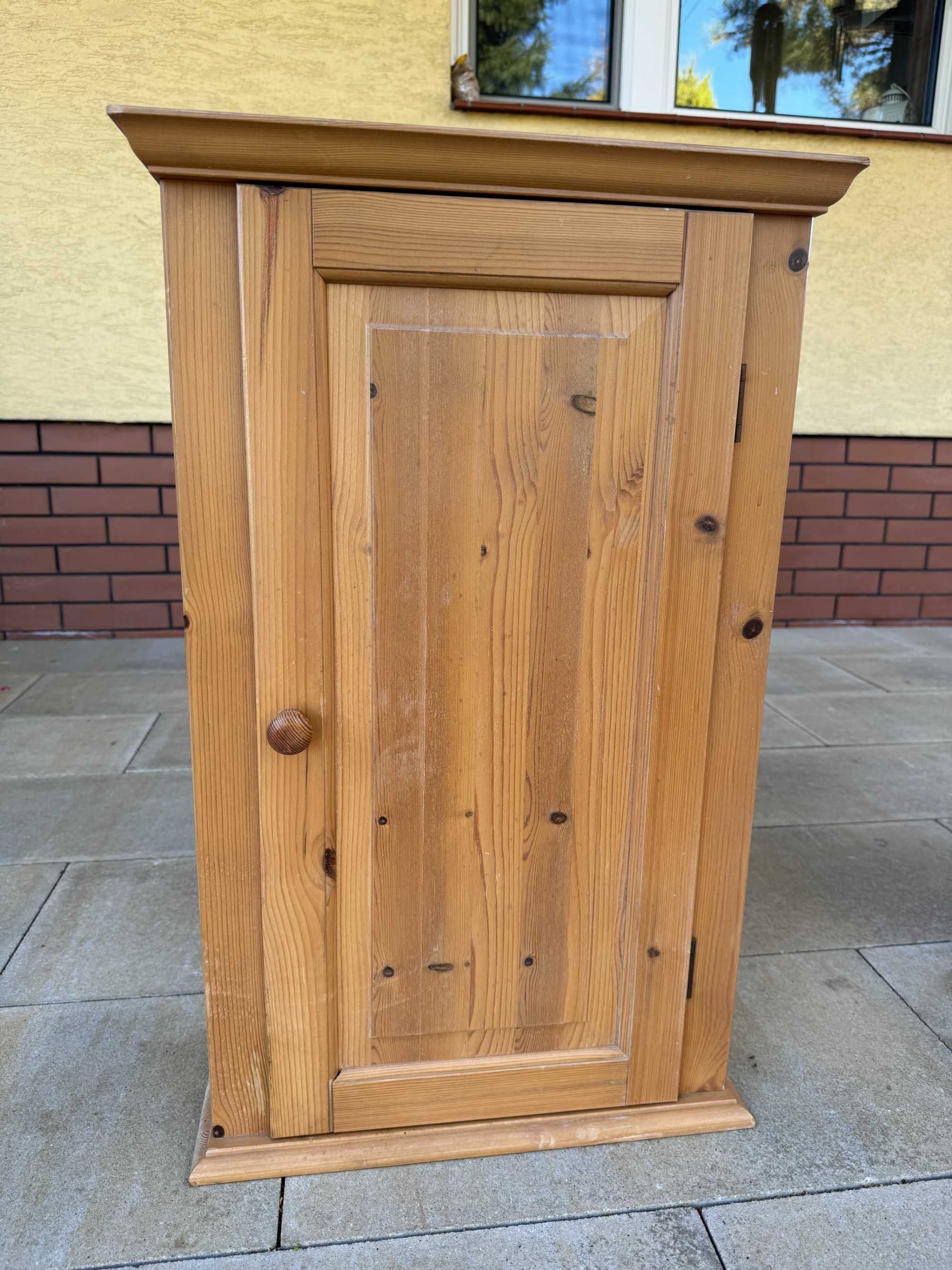 Komoda biała bielona shabby chic szafka kredens witryna regał pólka
