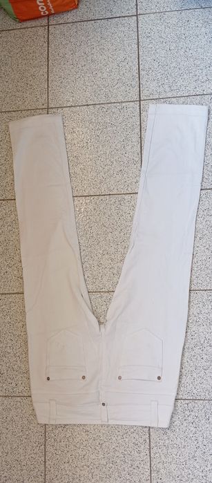 Calças brancas de senhora 40