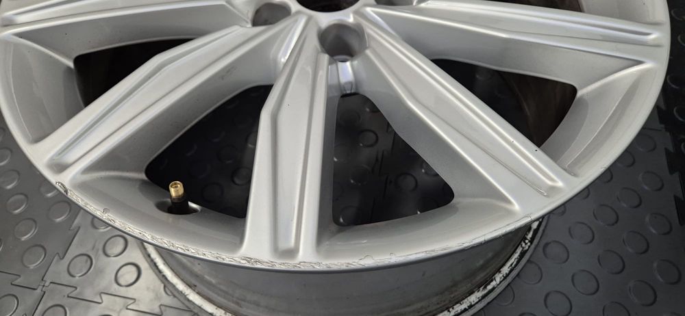 Felga Audi 19” 8,5J ET39 5x112