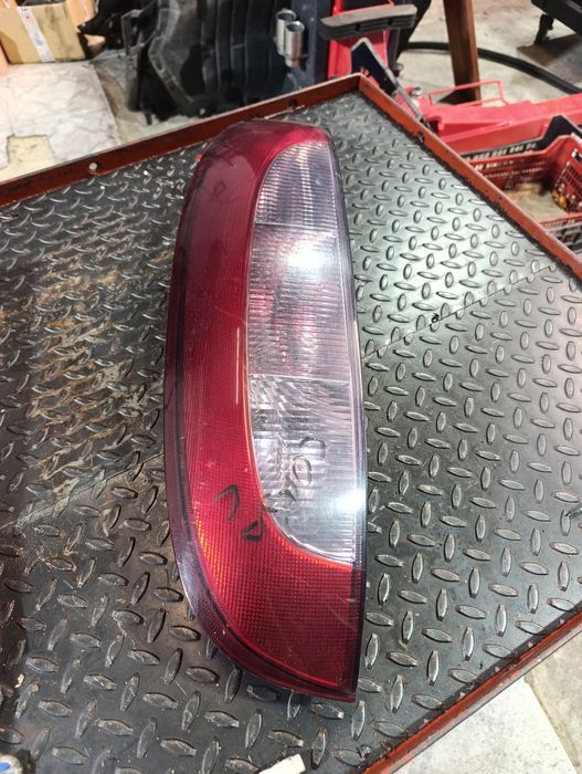 Farolim traseiro direito Opel Corsa C 09114337