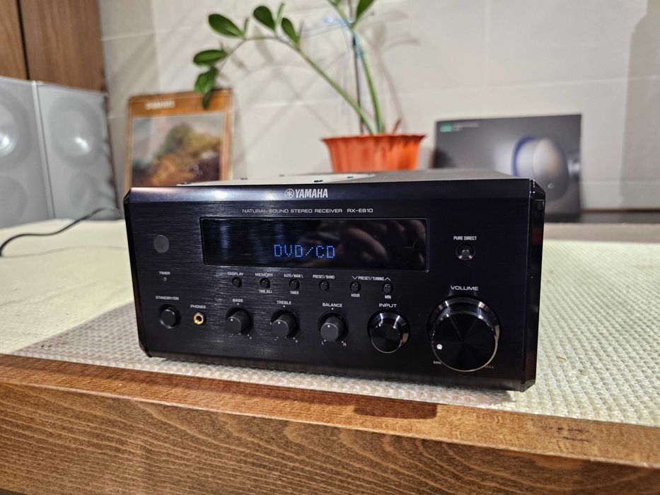 Ресивер Yamaha RX-E810