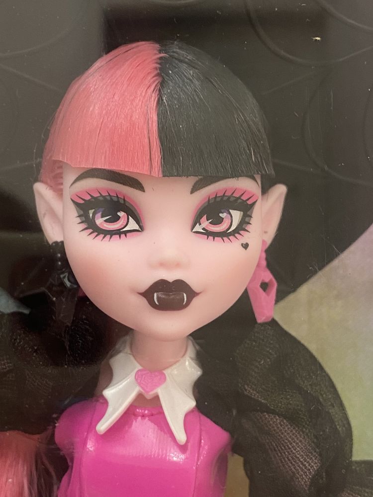 Дракулаура Монстер Хай Draculaura Doll