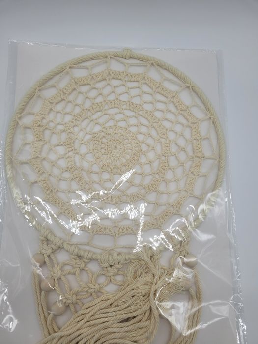 Łapacz snów Kremowy Kolor Koraliki Dekoracja Ozdoba Makrama Ścienna