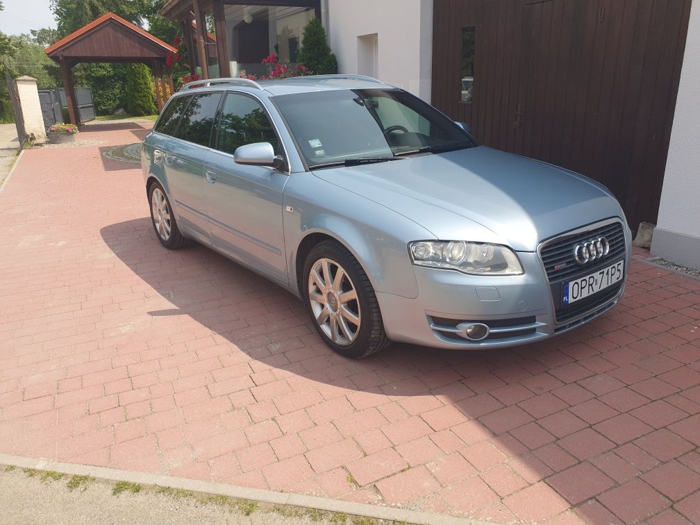 Audi A4 B7 S-line Kombi 2.0tdi webasto xenon bose