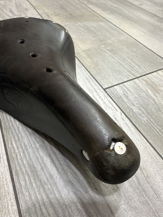 Brooks сідла шкіряні