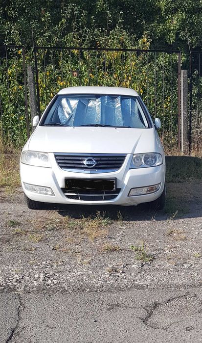 Автомобиль Nissan Almera