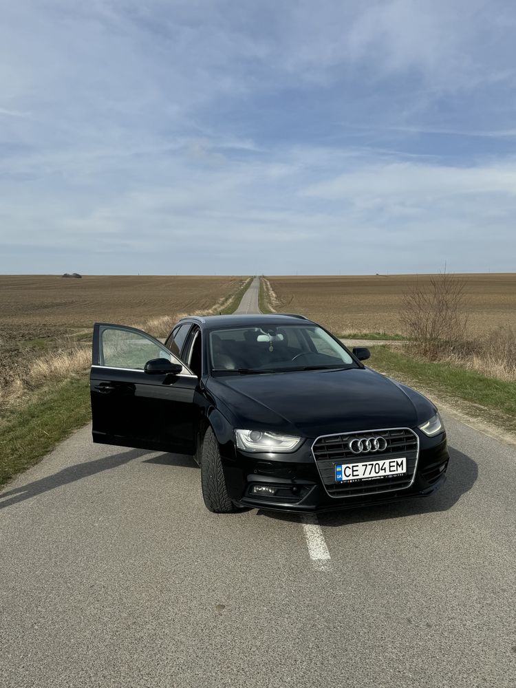 Audi a4 b8(FL) 2012