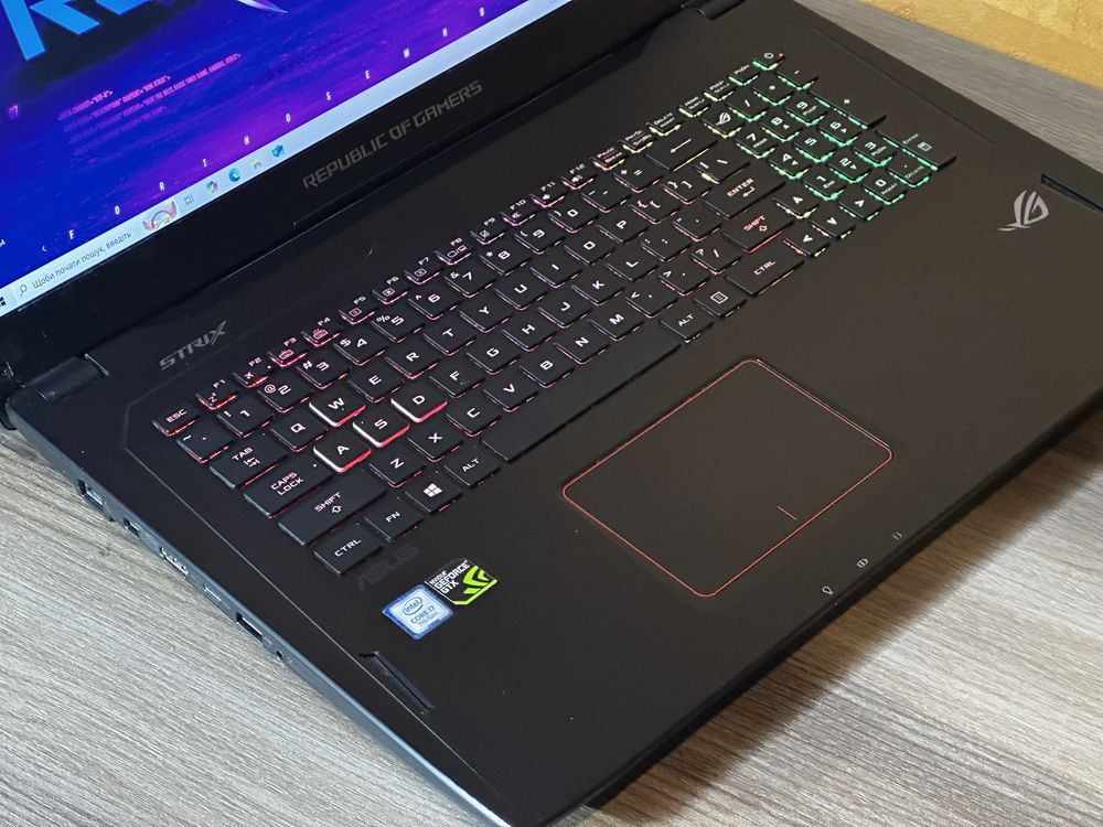 ТОП 17.3 ASUS ROG STRIX(i7/GTX1080 8GB/16DDR4/256+1TB/17.3 2K 120hz)