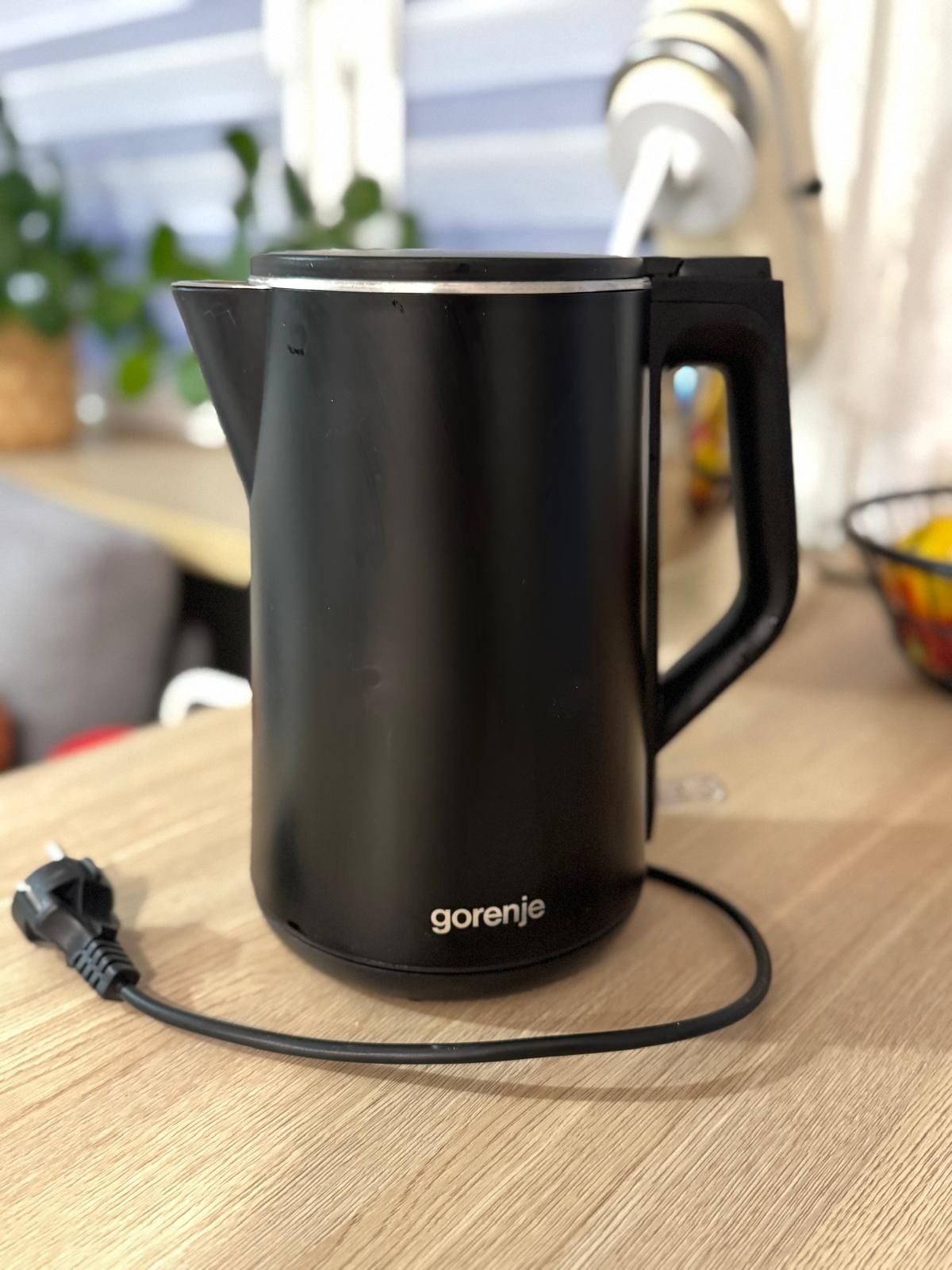 Czajnik czarny Gorenje K15DWBK