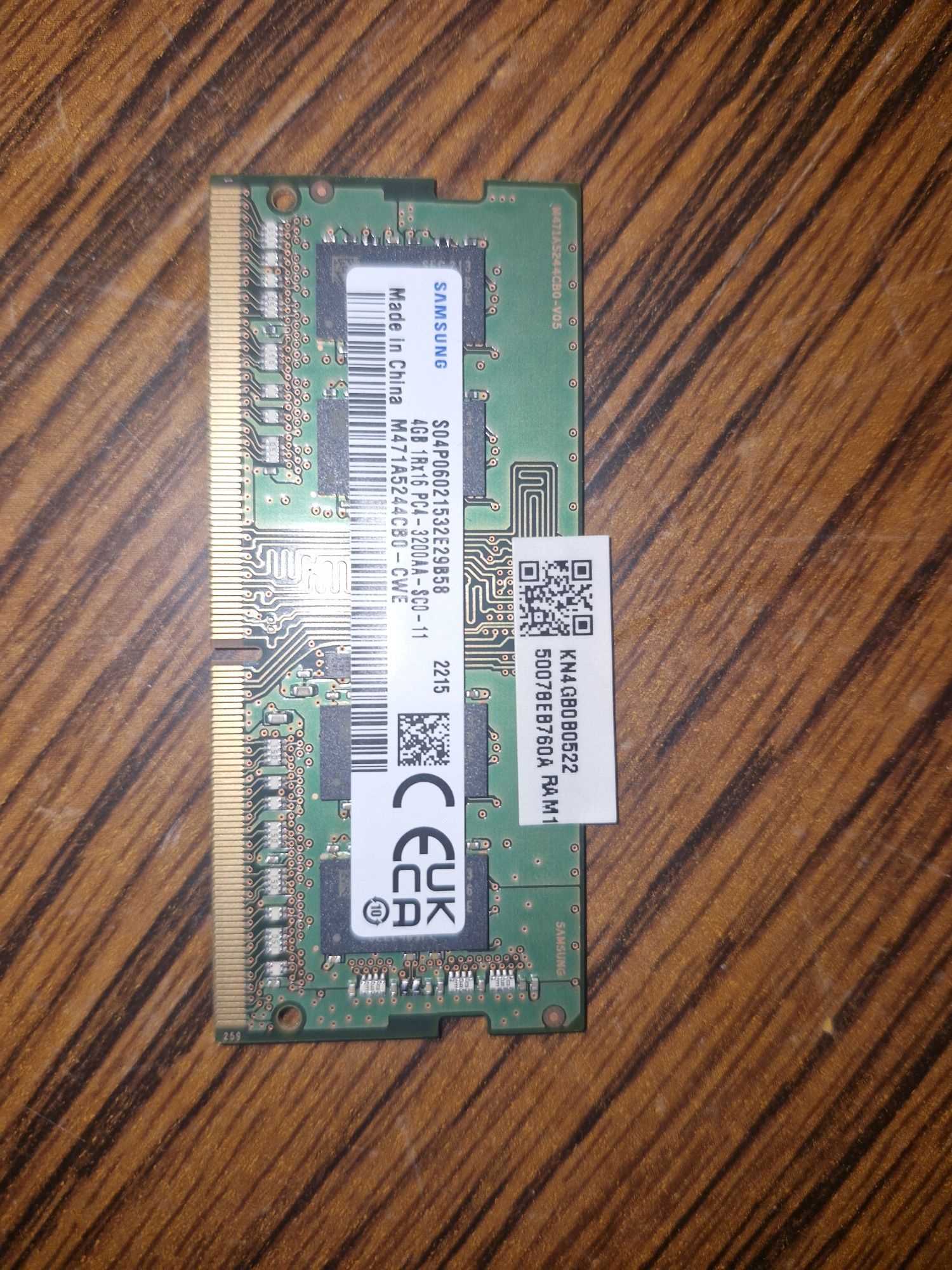Оперативная память so-dimm ddr4 sdram 3200 4gb Samsung , озу
