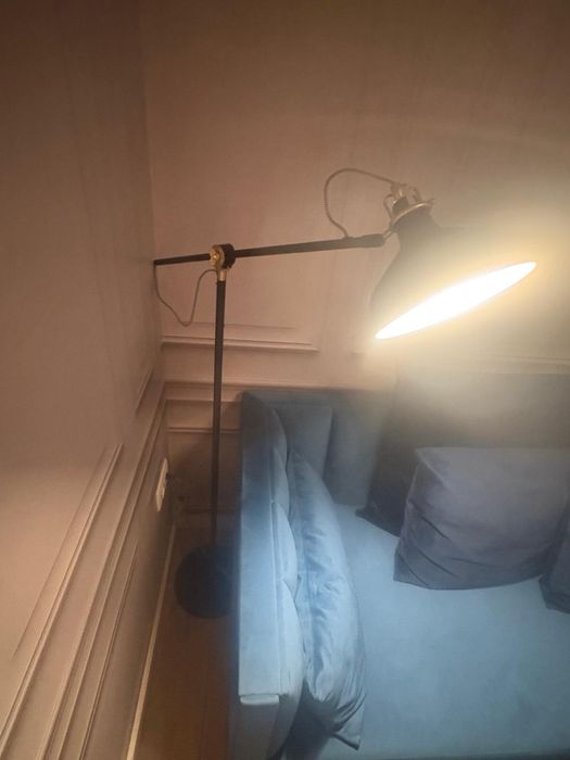 Candeeiro de pé Ikea