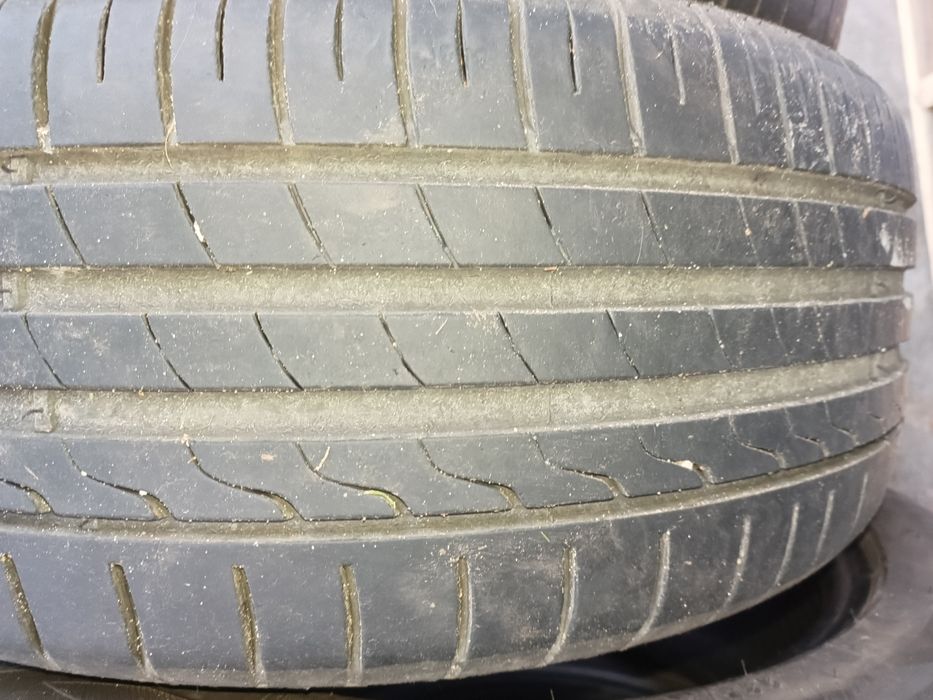 Opony 235/50r18 roczne 7000 świerze przebiegu komplet