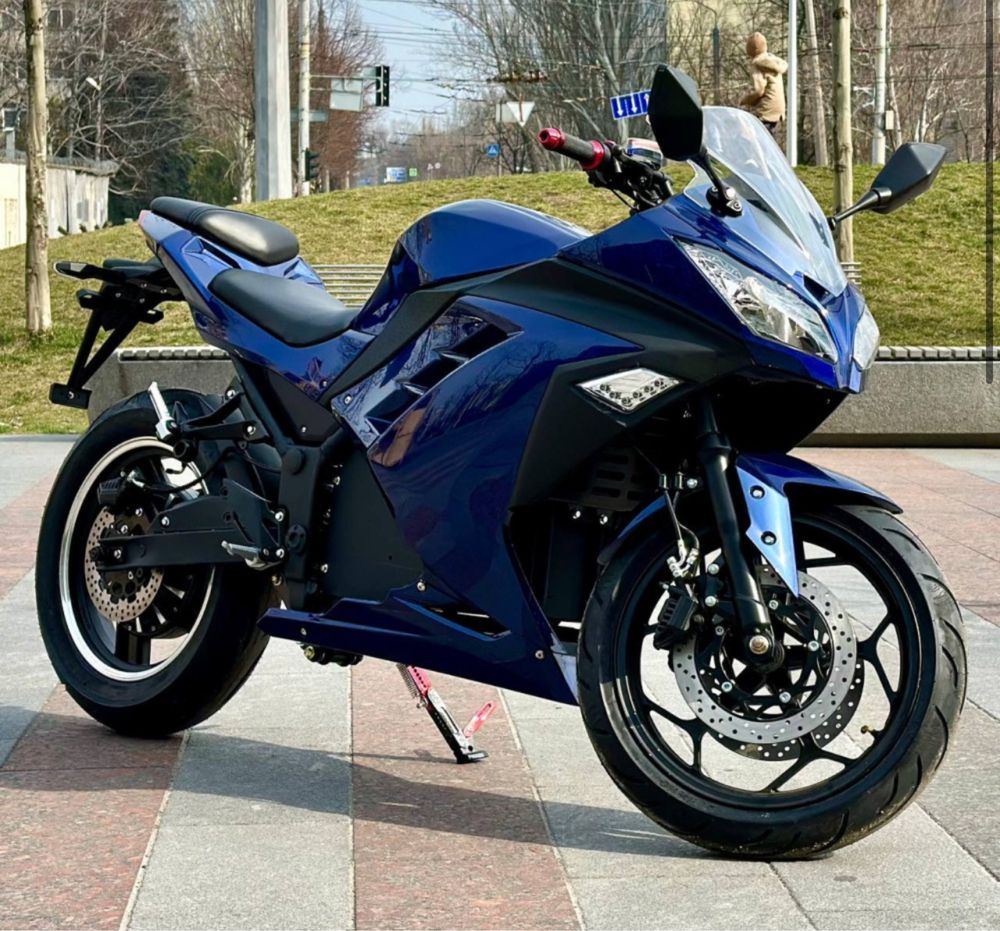 Електромотоцикл XRZ Y-09 3000W 72V, 32A