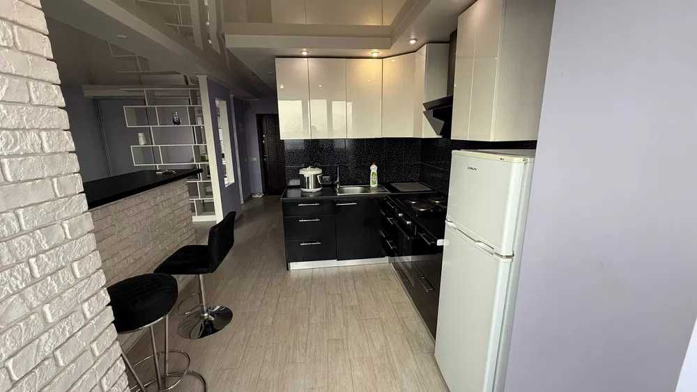 ЗДАЮ шикарна 1к квартира ДЕМЕНТЬЄВА Фрунзенський Караван