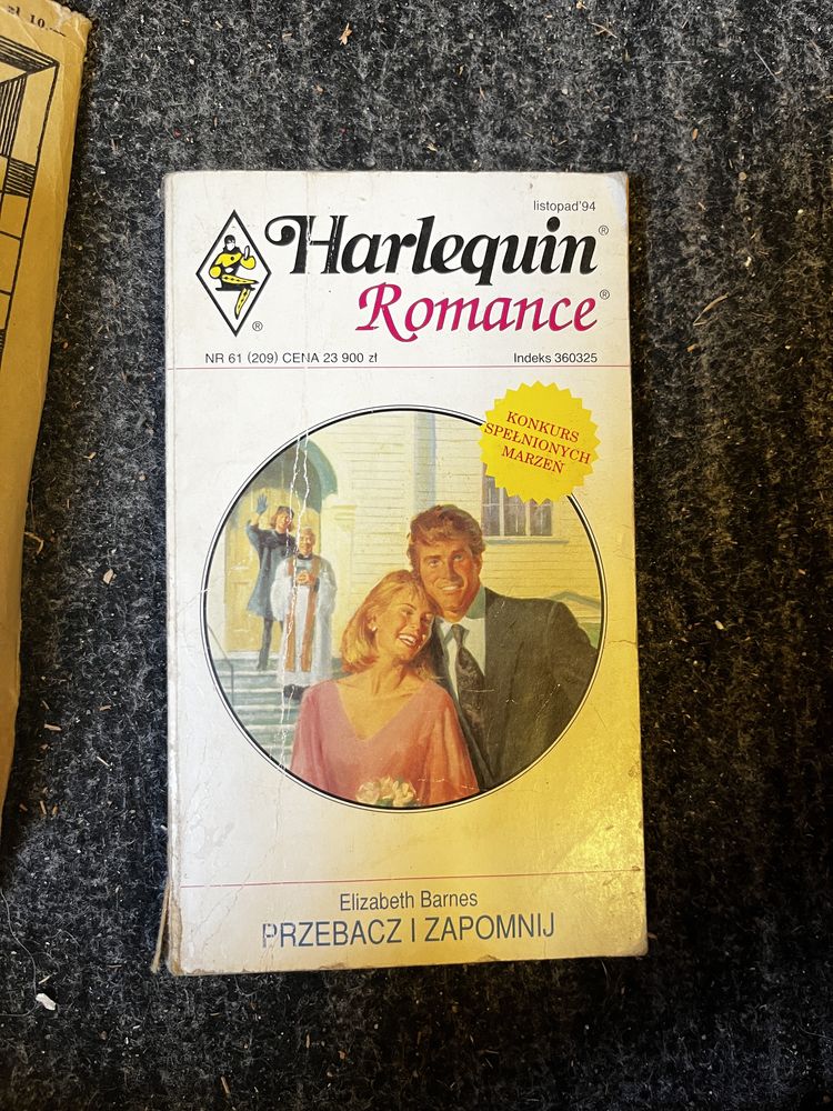 Harlequin romans book