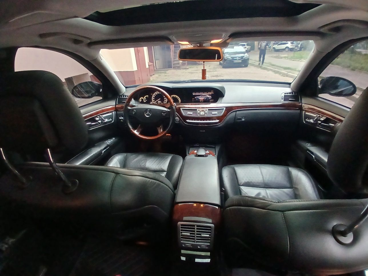 Mercedes 221 (S-Class W221)