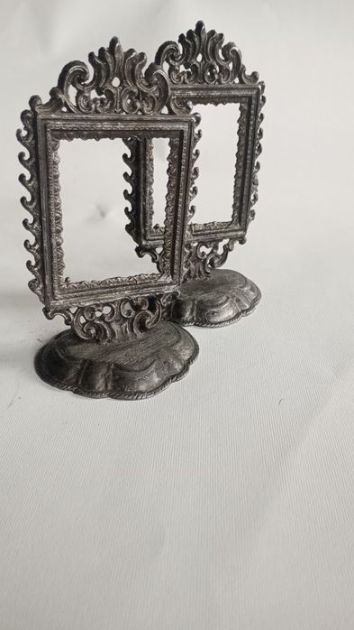 Cynowe dwie ramki ozdobne