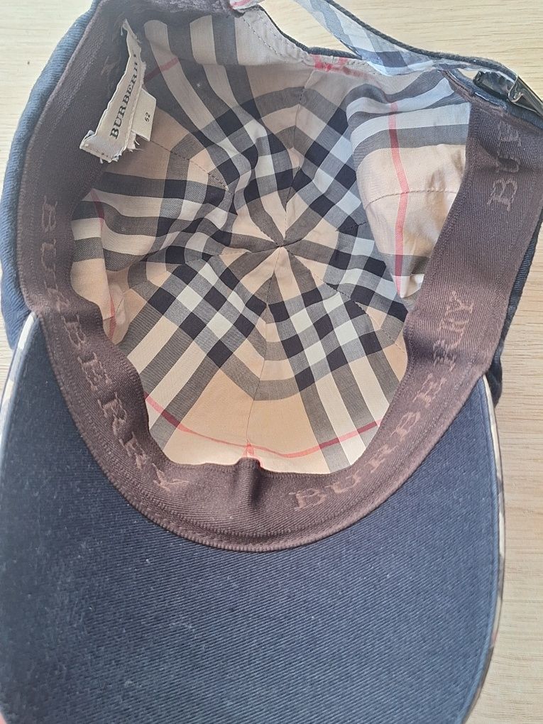Брендова кепка Burberry