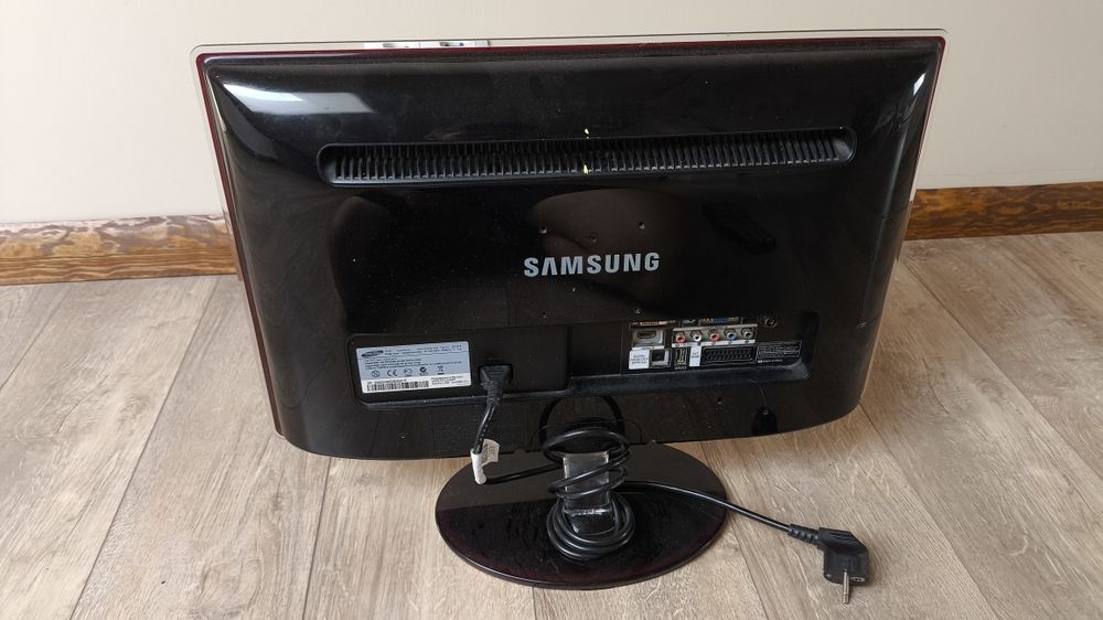 Telewizor Samsung P2370HD