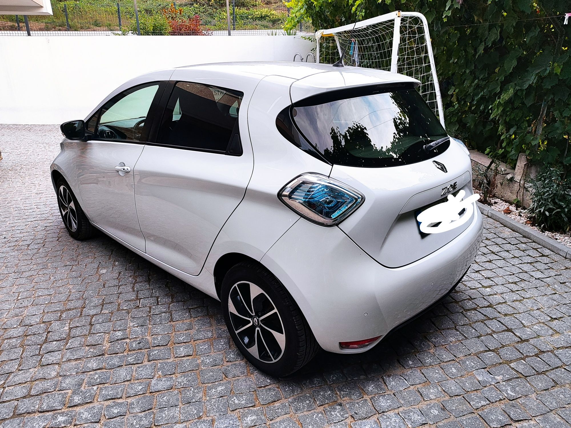 Renault Zoe itens 41 kWh com 63 mil kms