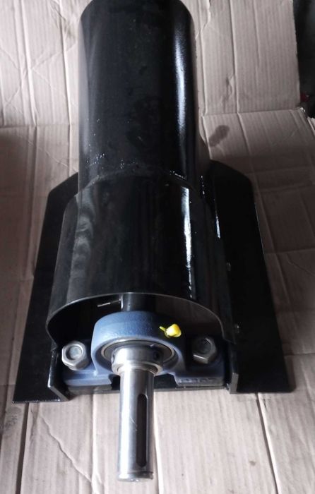 Ріжучий модуль шнекового подрібнювача гілок.