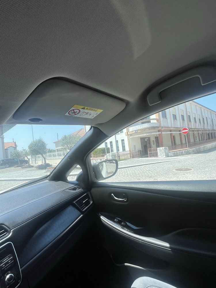 Nissan leaf como novo