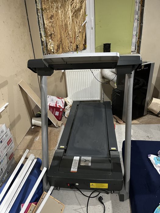 Domowa Siłownia w 5 Sekund – Bieżnia, która nie pyta, tylko działa