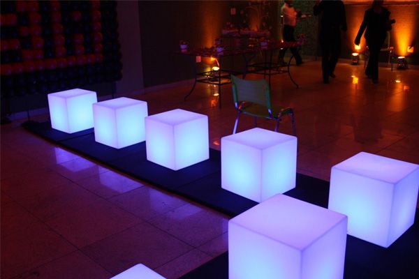 cubo puff mesa led