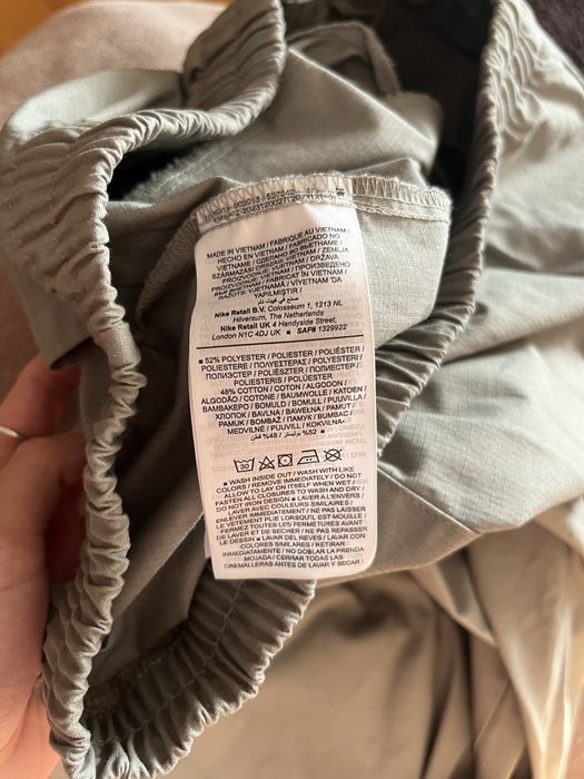 Штани Nike Cargo