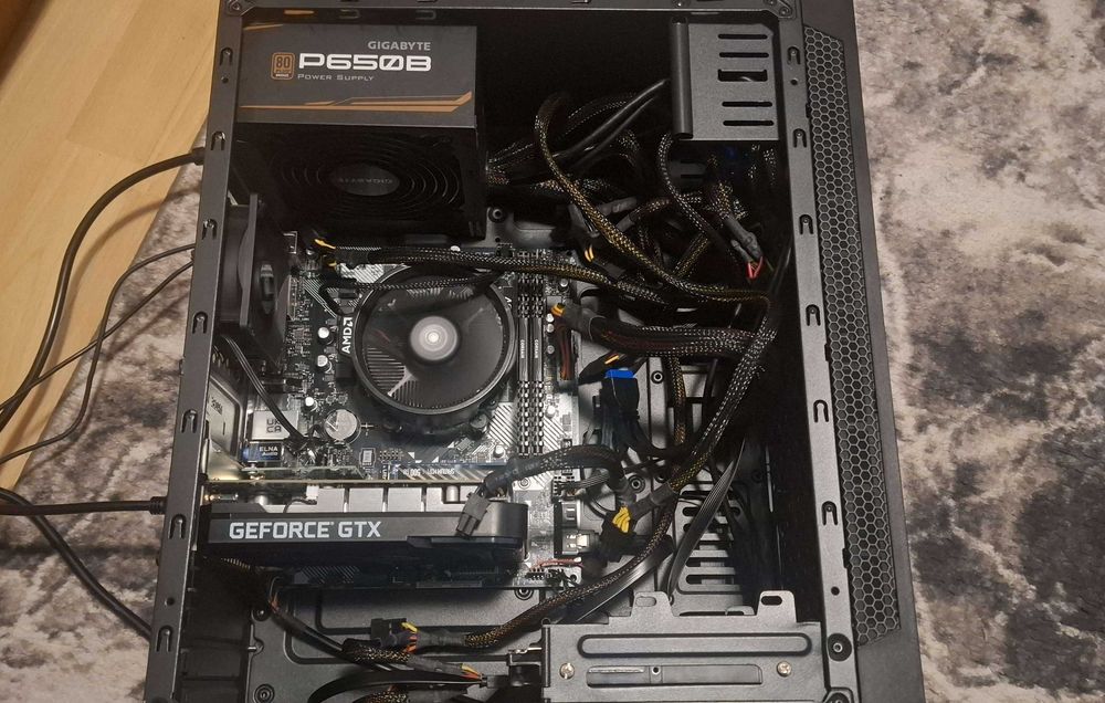 Komputer AMD Ryzen 5 3600 / GTX 1650 SUPER / 500GB + 1TB / 16GB Ram