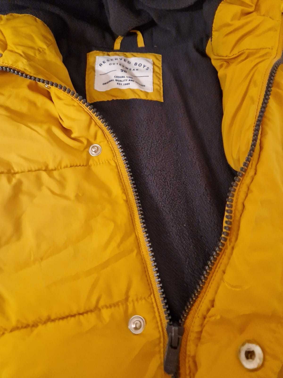 Reserved Pikowana żółta kurtka z ociepleniem, roz. 98
