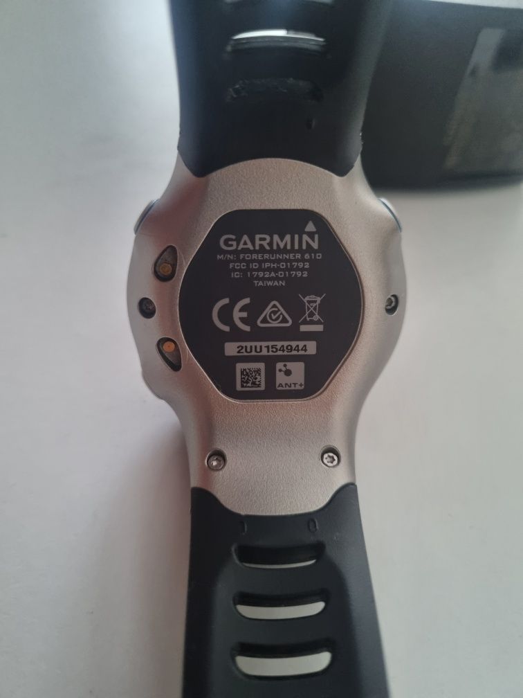 Zegarek garmin forerunner 610